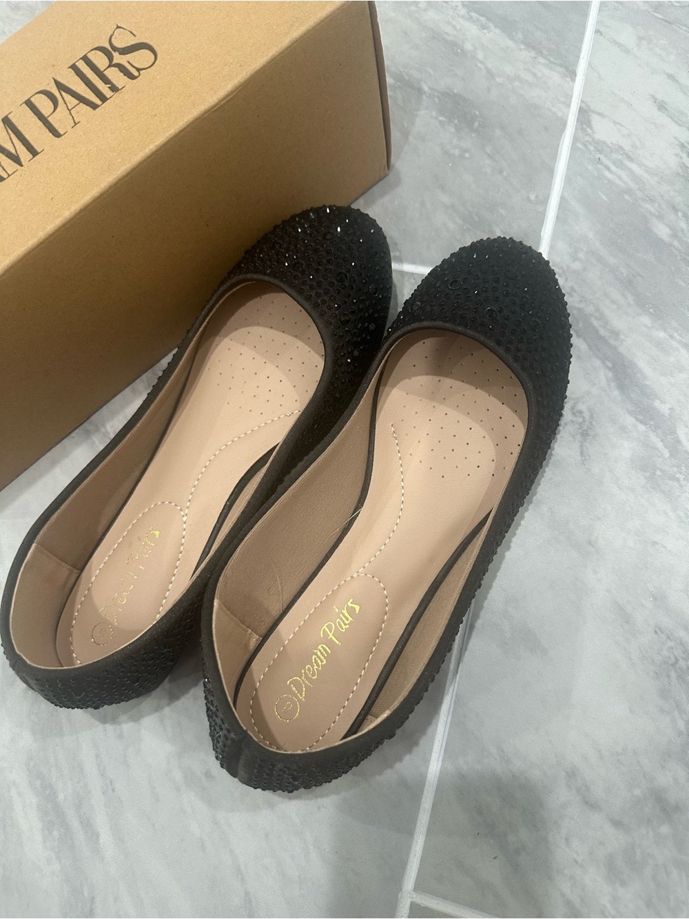 Dream Pairs Black Crystal-Embellished Ballet Flats